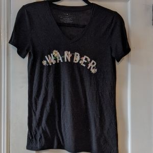 WANDER black t shirt